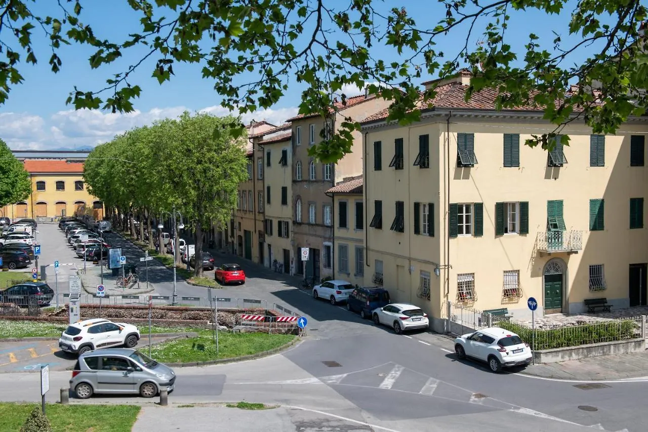 Villa Cittadella Lucca 0*,