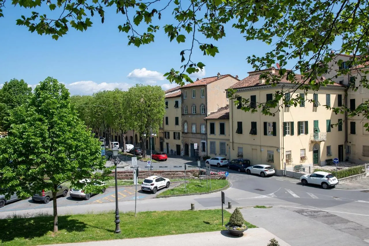 Apartment Villa Cittadella Lucca Italy